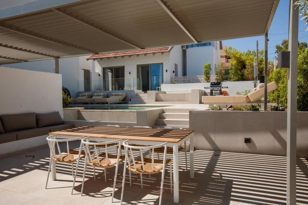 Chania Living Stories Villa With Piano Exterior foto